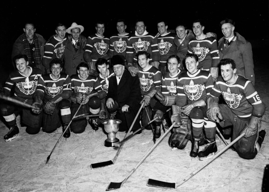 1952 Team Canada - Edmonton Mercurys
Winter Olympics Champions - Oslo, Norway