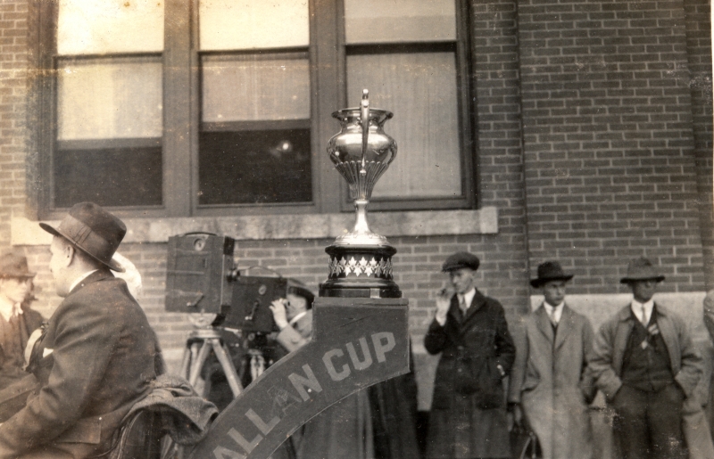 Allan Cup Victory Parade 1920 Winnipeg Falcons ualify as Canada’s Olympic entry to the Games in Antwerp, Belgium.